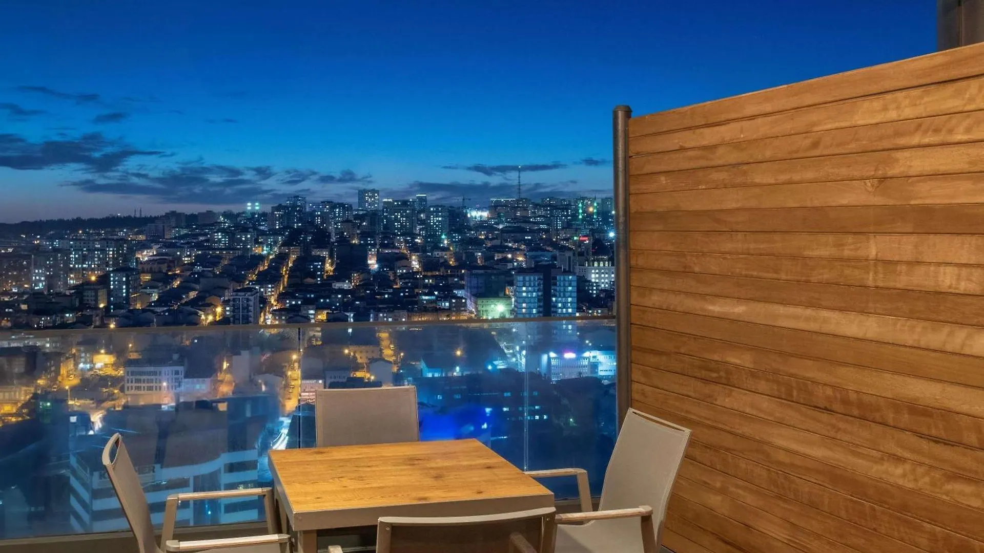 Movenpick Living Istanbul West Hotel Turkije