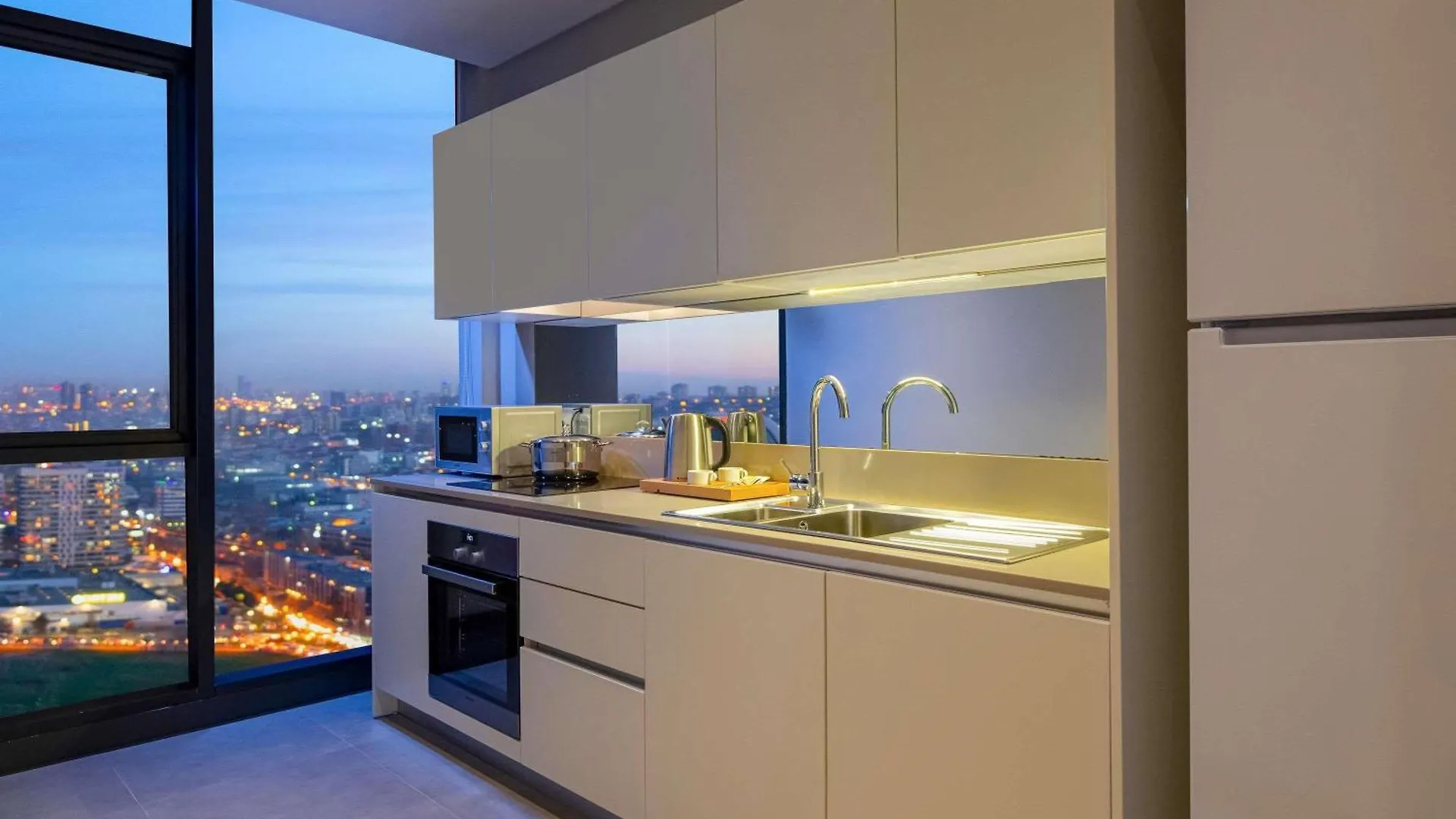 Hotel Movenpick Living Istanbul West Turchia