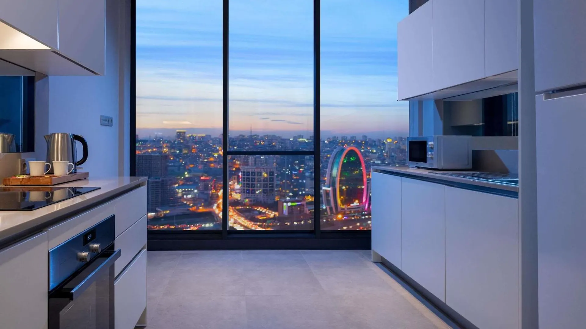 Hotel Movenpick Living Istanbul West 5*,