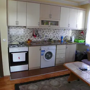 4 Persons Flat House - Cheap Homestay Sleeping Place Анталья